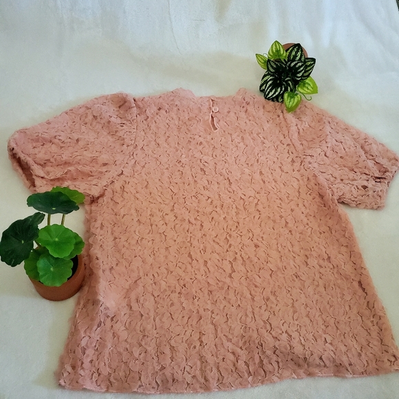 Dazy Puff Sleeve keyhole back blouse - Picture 7 of 7